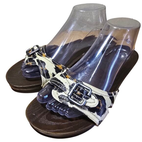 Dr Scholls Sandals Womens 10 Wooden Slide Flats Buckle Comfort Beige Slip On LN - Picture 3 of 8